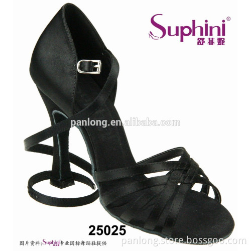 Black basic latin girl sandal